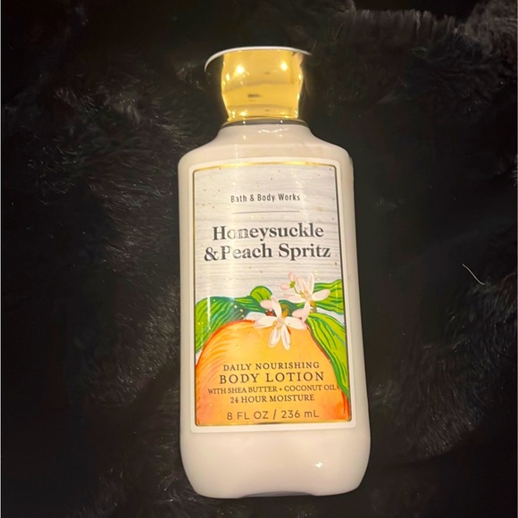 Bath & Body Works Bath & Body Bath And Body Works Honeysuckle And